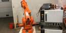 ABB IRB 2400L -7/1,8 är en av våra begagnade robotar hos Robotmäklarna i Skara