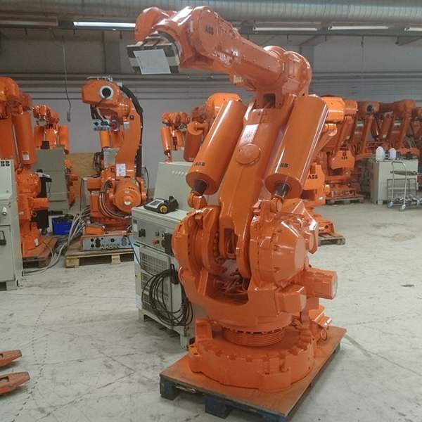 IRB 6400R 2.5 200kg - Industrirobot & begagnade robotar